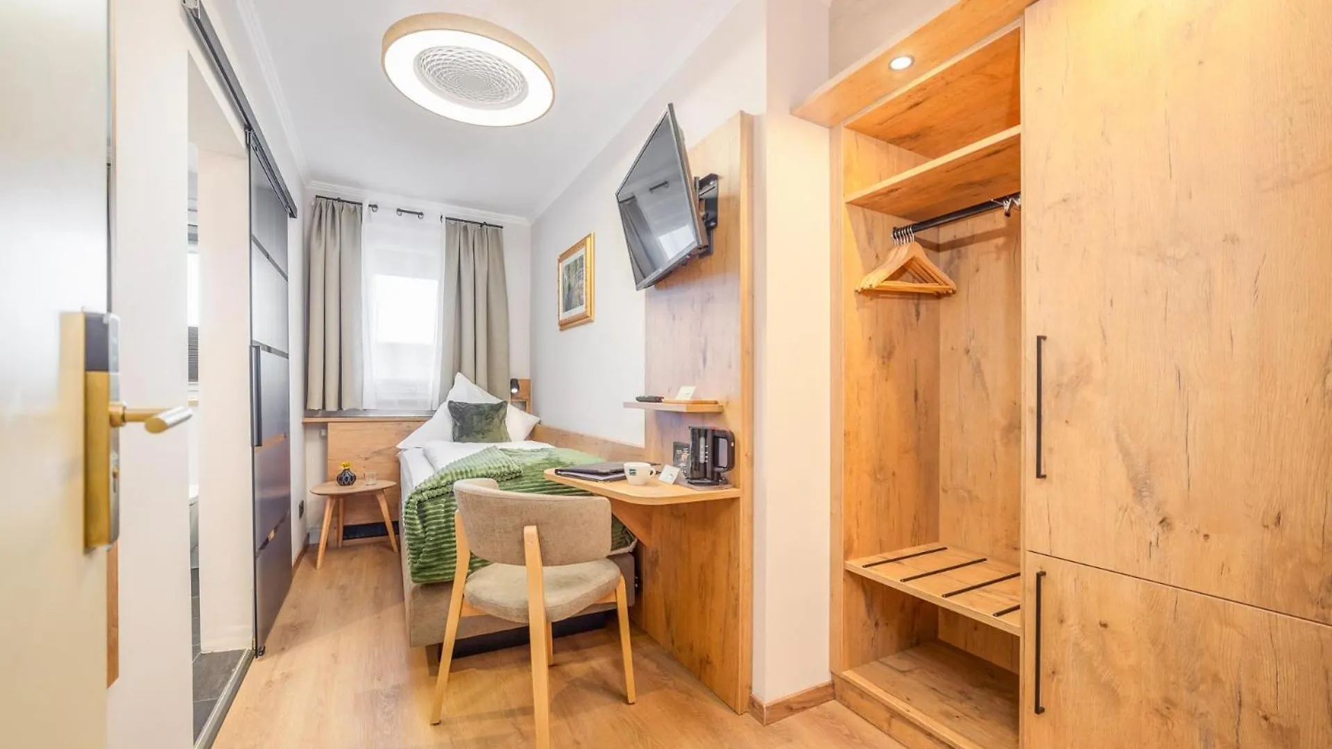 Hotel Schlossblick Chiemsee Prien am Chiemsee