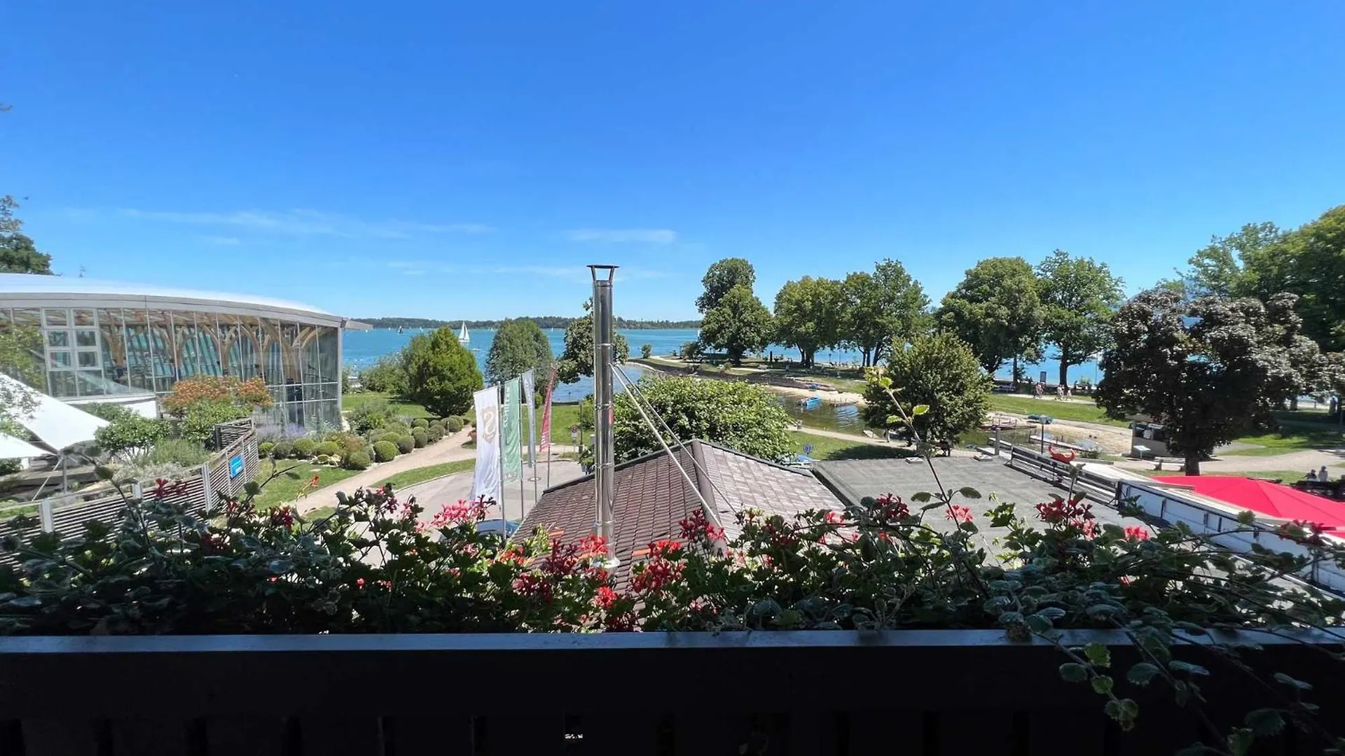 Hotel Schlossblick Chiemsee Prien am Chiemsee 3*,