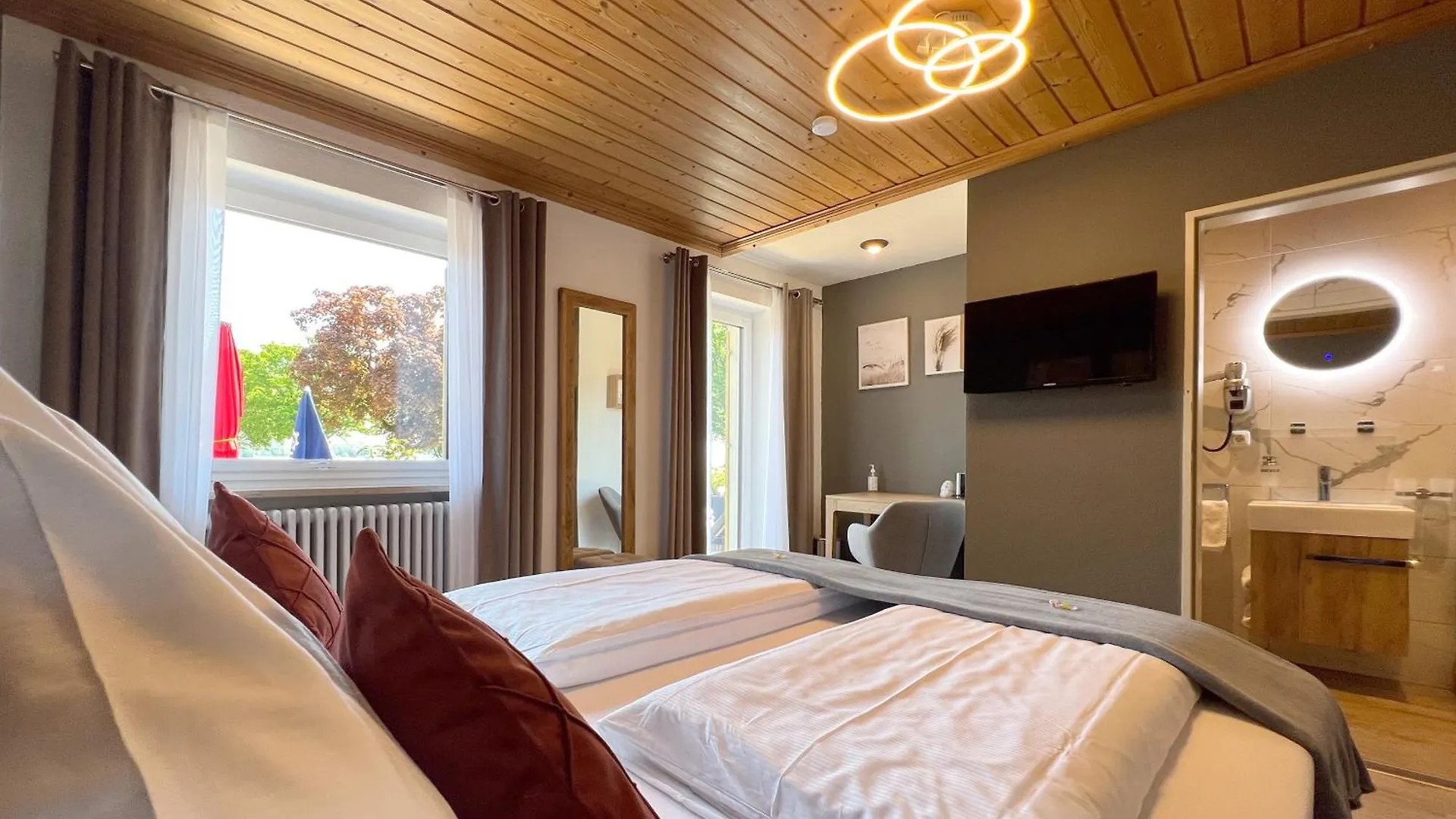 פרין אם קימזה Hotel Schlossblick Chiemsee גרמניה