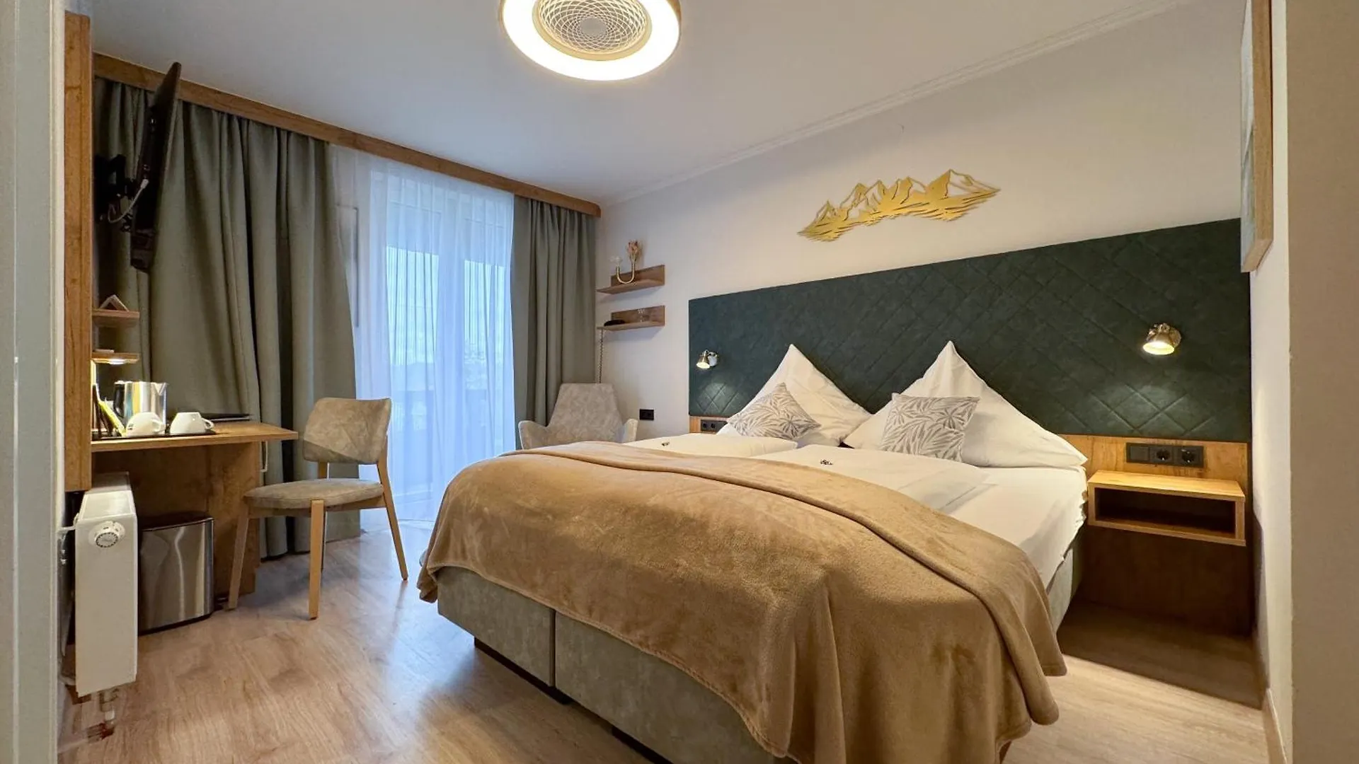 Hotel Schlossblick Chiemsee Prien