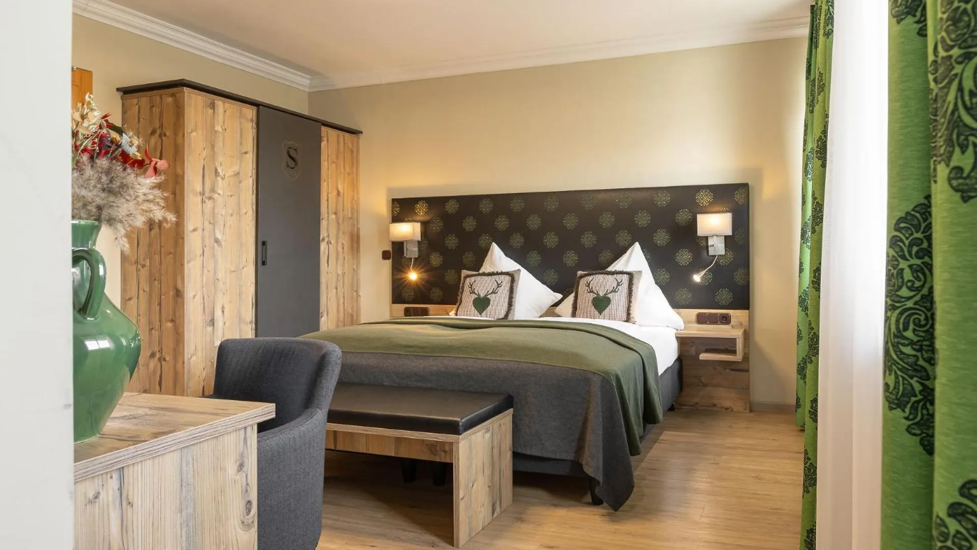 Hotel Schlossblick Chiemsee Prien am Chiemsee